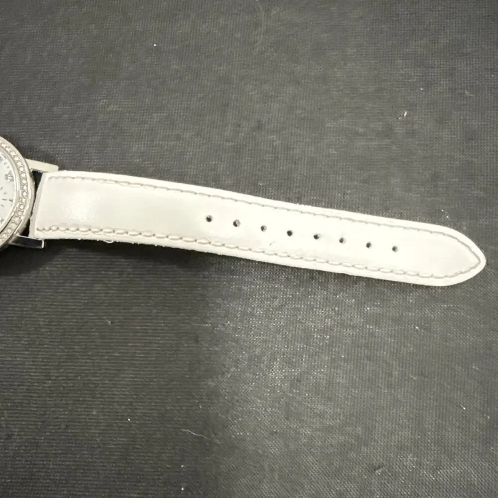 Women’s Bulova 96L245 Wristwatch New Battery 32mm Case Mother Of Pearl Dial (Z3)